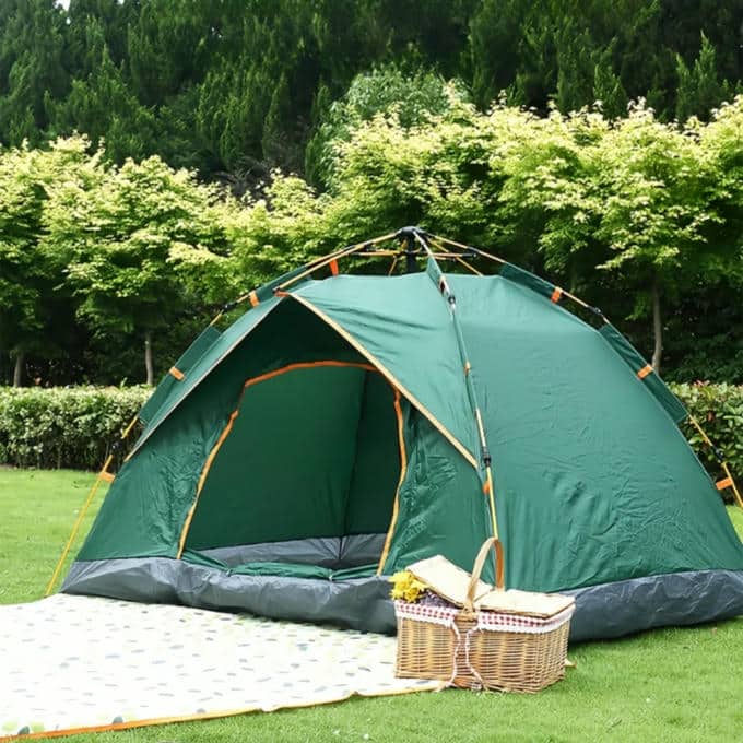 Туристична намет що автоматично складається