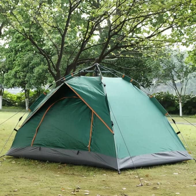 Туристична намет що автоматично складається